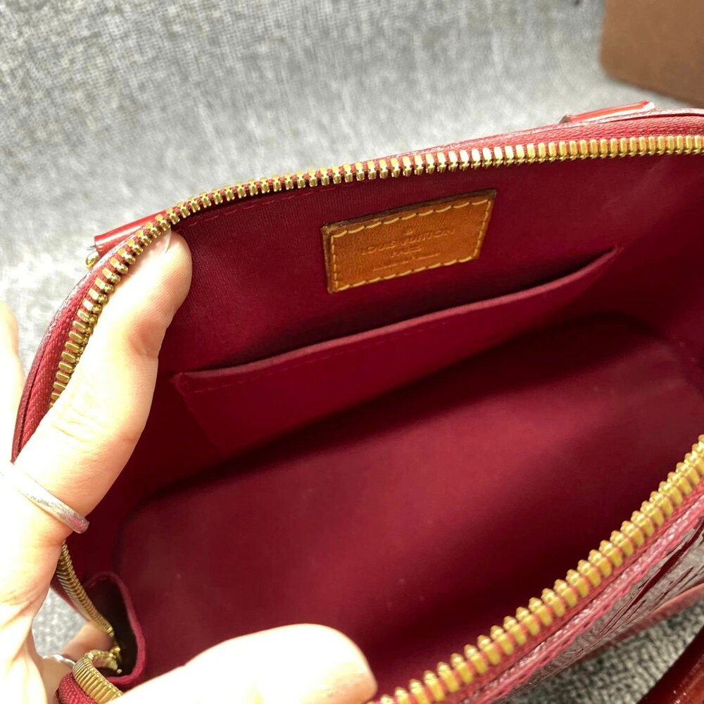 100% Authentic Louis Vuitton Alma BB Red Monogram Patent Leather Satchel - Picture 15 of 16